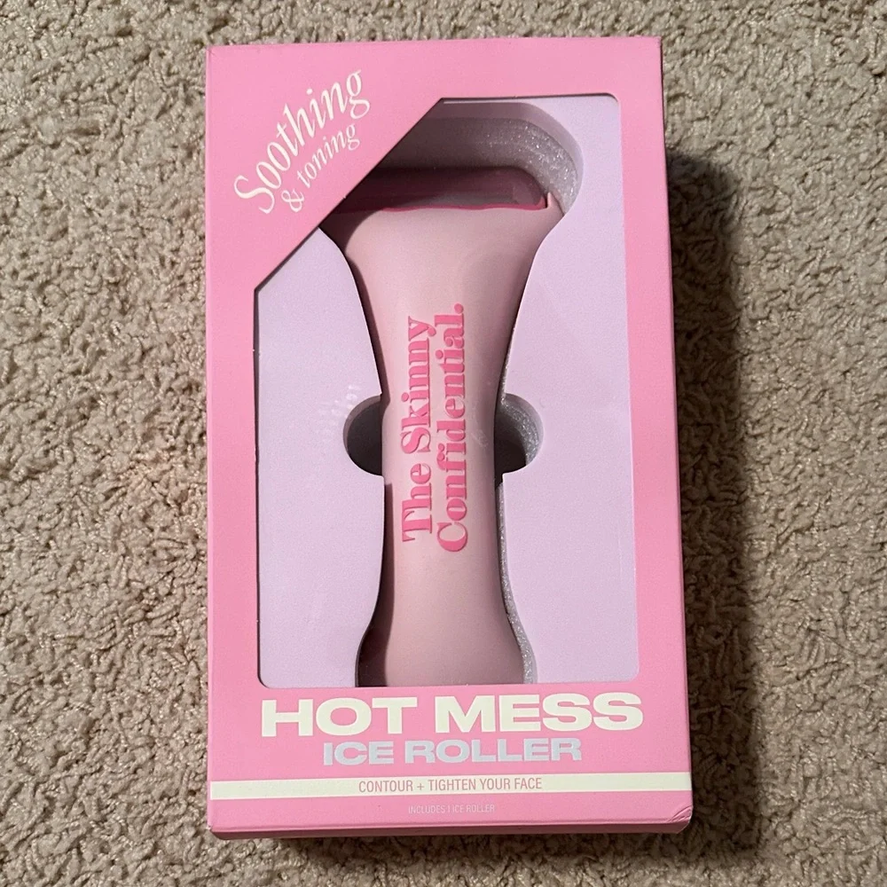 Skinny Confidential Hot Mess Ice Roller - Picture 1 of 1